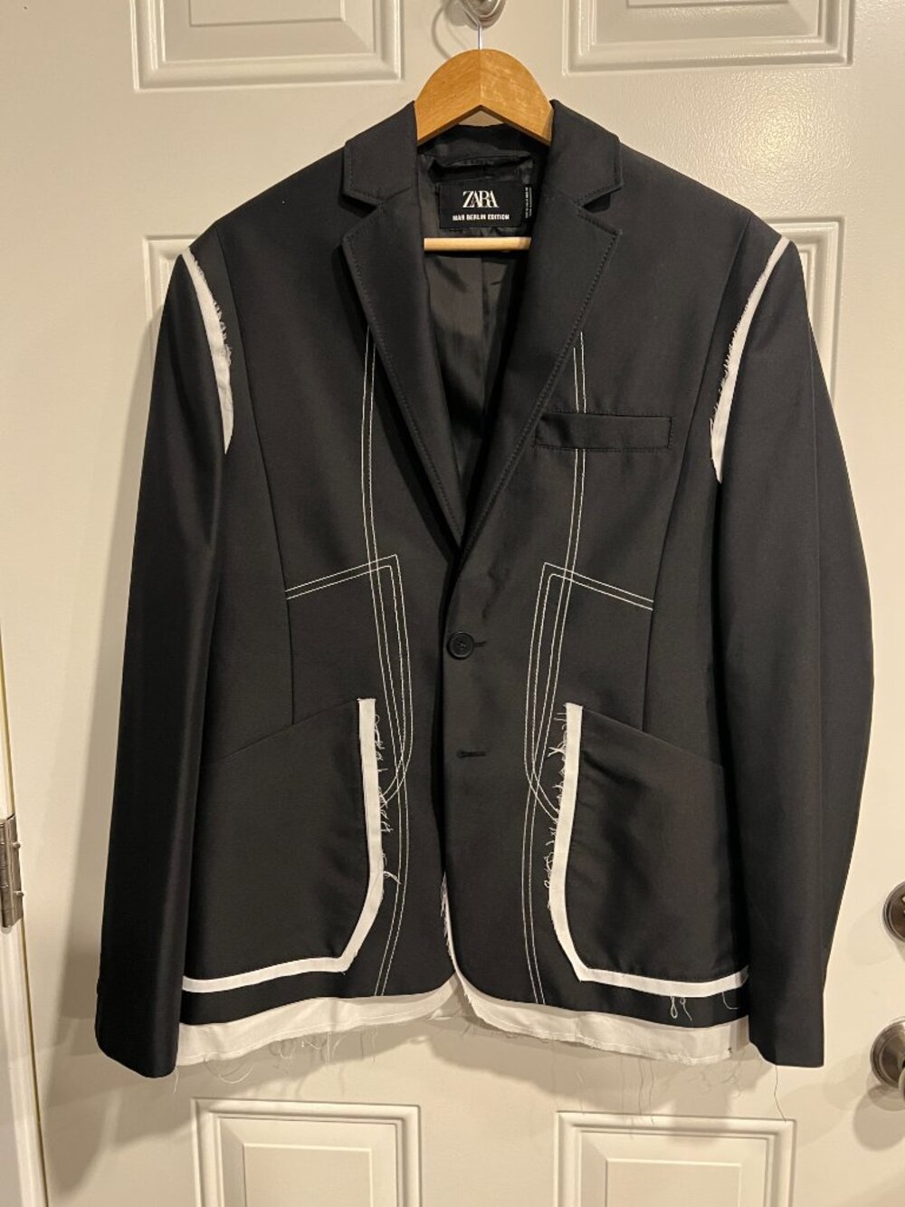 Zara Special Edition Deconstructed Black/White Blazer, Men's 38R